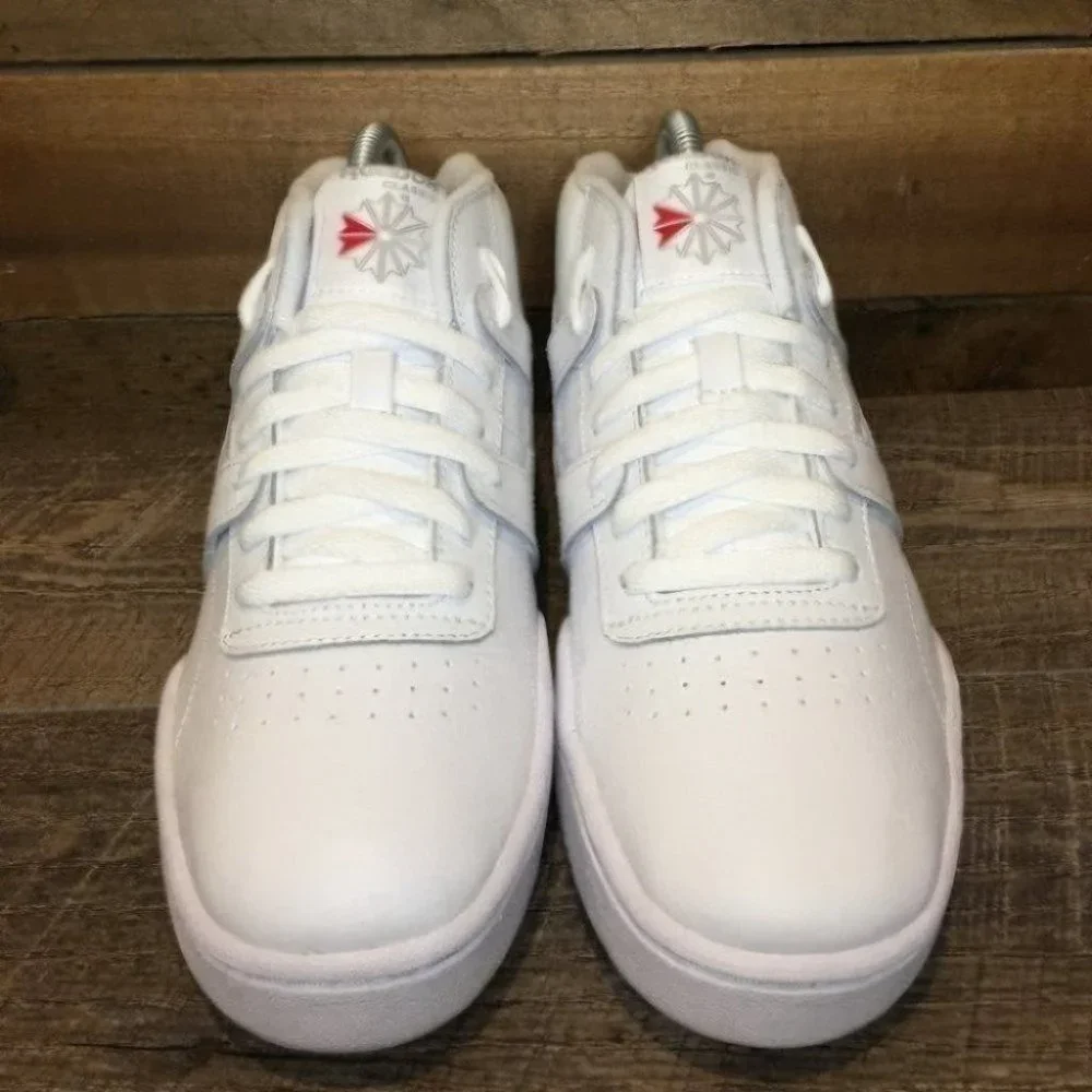 NEW Men’s Reebok Classic Mid OG Sneaker - Picture 4 of 9